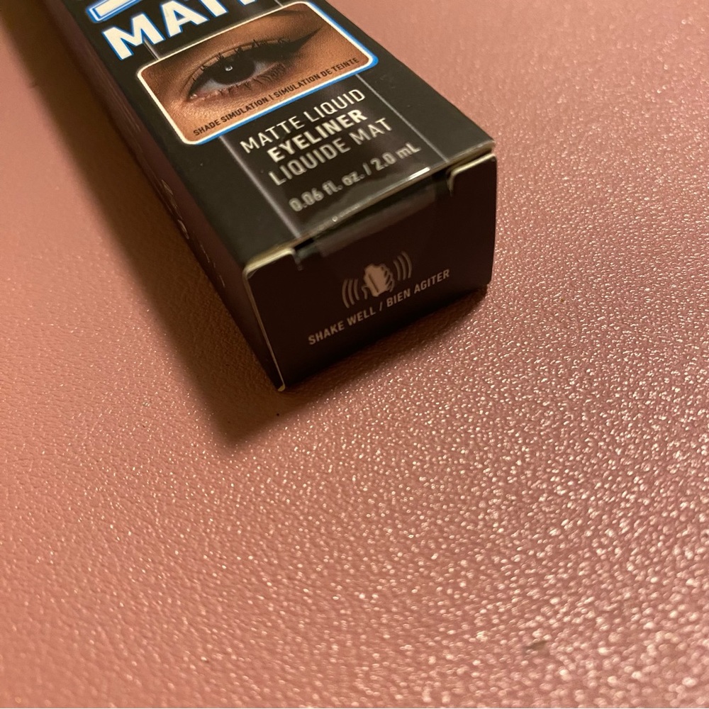 NWT NYX vivid matte longwear liquid eyeliner - Picture 3 of 5